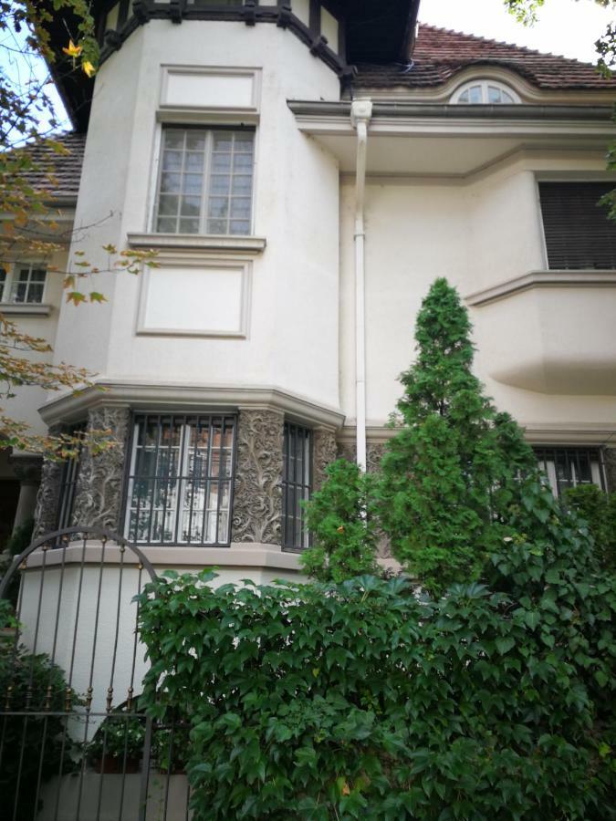 Le Park Apartment Bucharest Exterior photo